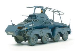 Tamiya 1/48 German 8-Wheeled Heavy Armored Car pienoismalli