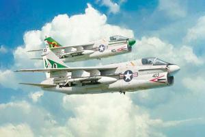 Italeri 1/72 A-7E CORSAIR II