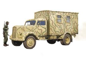 Italeri 1:35 Opel Blitz Radio Truck