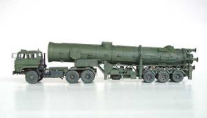 Trumpeter 1:35 DF-21 Ballistic missile launcher