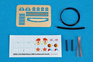 Trumpeter 1:35 Russian SAM-6 Antiaircraft Missile