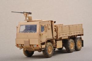 Trumpeter 1:35 M1083 Mtv (Armor Cab)