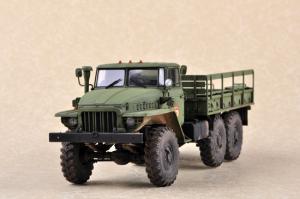 Trumpeter 1:35 Russian URAL-375D