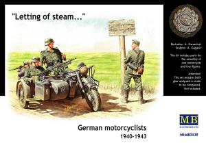 1:35 German Motorcyclists 1940-43