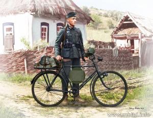 Masterbox 1:35 German soldier-bicyclist, 1939-1942