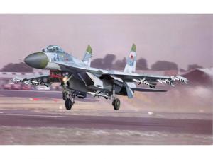 Trumpeter 1:32 Sukhoi Su-27 Flanker B