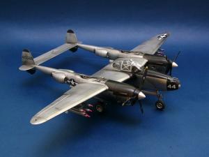 Trumpeter 1:32 Lockheed P-38 L-5-LO Lightning