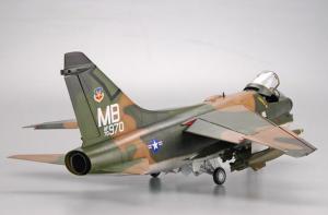 Trumpeter 1:32 USAF A-7D Corsair II