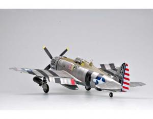 Trumpeter 1:32 P-47D Razorback Fighter