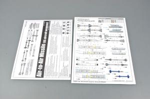 Trumpeter 1:32 US aircraft weapon-Air-to-Air Missile