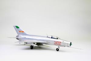 Trumpeter 1:48 MiG-21 F-13/J-7 Fighter