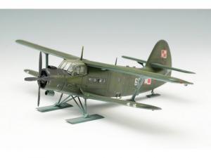 Trumpeter 1:72 Antonov An-2 Colt on Skis