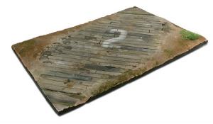 SCENICS DIORAMA BASES 31cmX21cm WOODEN AIRFIELD SURFACE