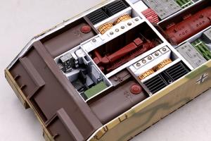 Trumpeter 1/35  Pz. Kpfw.VIII Maus (Full Interior)