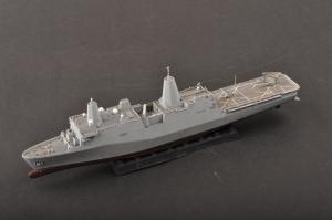 1:700 USS New York (LPD-21)