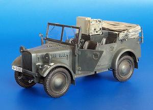 1:35 Kfz.2 Stöewer Radio Car