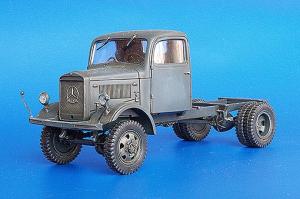 1:35 Mercedes L3000 4 x 4 chassis