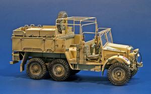 1:35 British Artillery Tractor CDSW 30-CWT