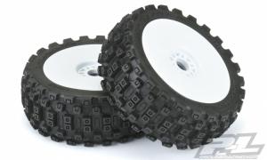 Badlands MX M2 on White Wheels 1/8 Buggy (2)