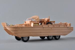 Ilovekit 1/35 GMC DUKW-353 with 105mm Howitzer