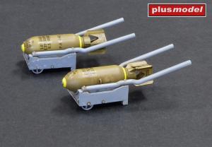 Plusmodel 1/32 Bomb skid Mk.I