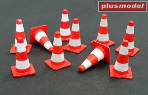 Plusmodel 1/35 Traffic cones