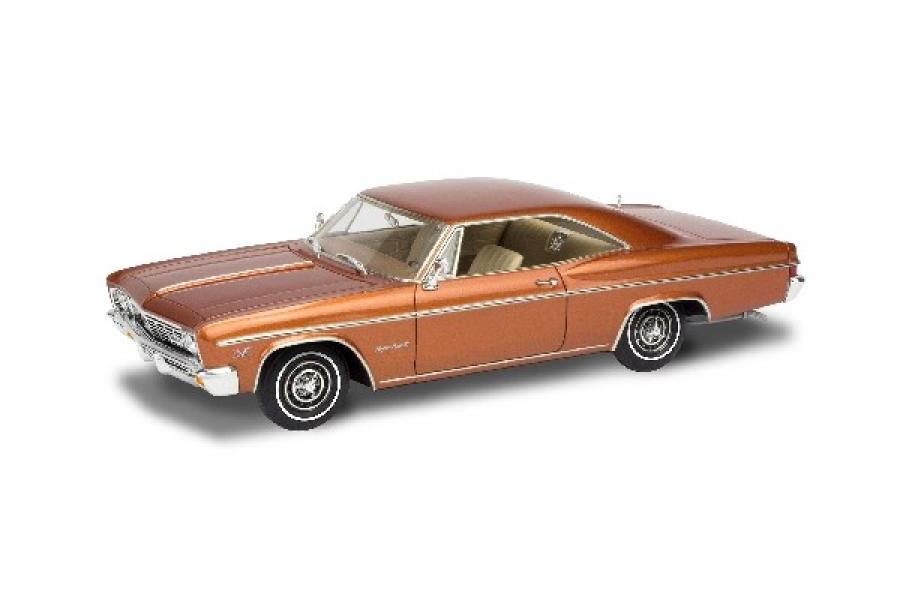 Revell 1:25 1966 CHEVY IMPALA SS