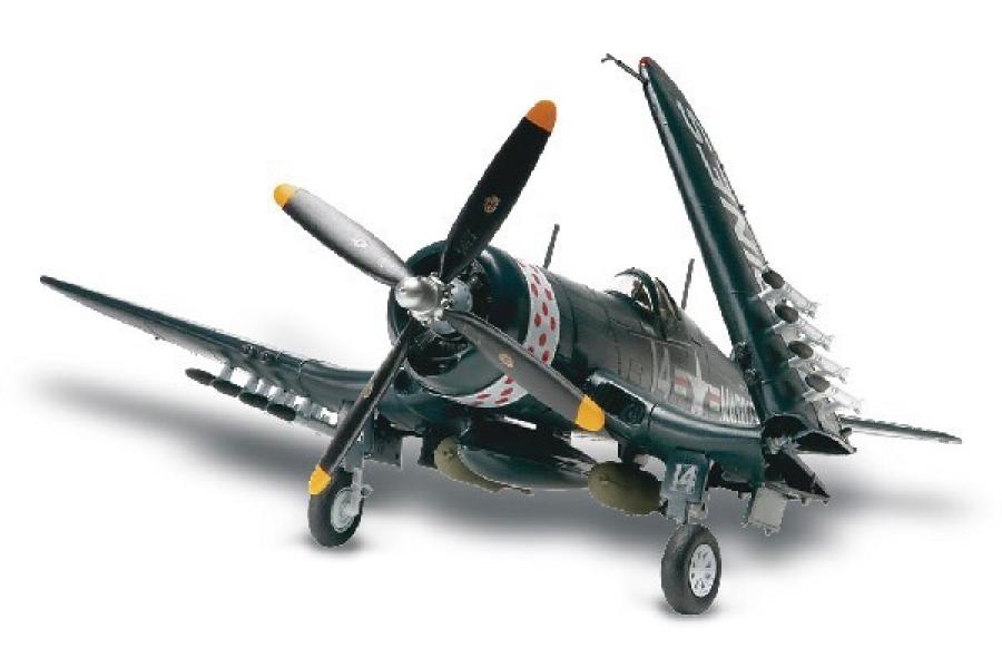 Revell 1:48 Corsair F4U-4