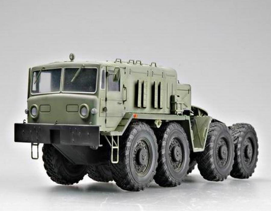 Trumpeter 1:35 MAZ-537G intermediate with trailer