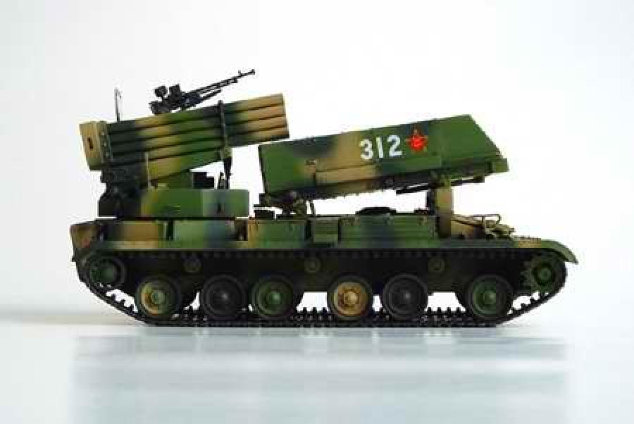 Trumpeter 1:35 Chinese 122mm Type 89 Rocket Launcher