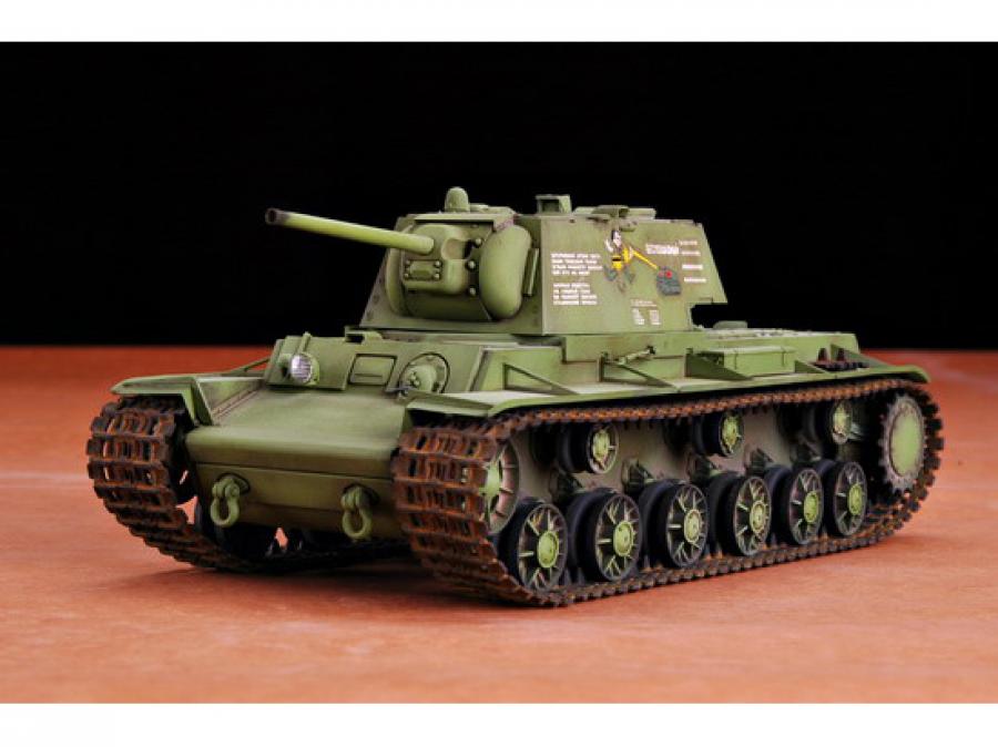 Trumpeter 1:35 KV-1 model 1942 Simplified Turret