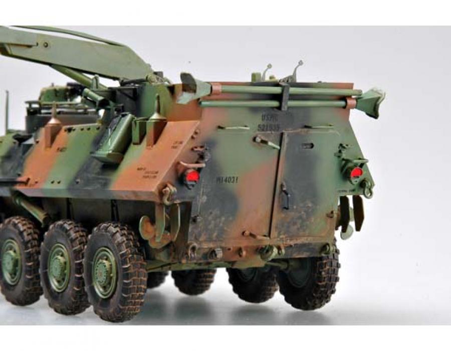 Trumpeter 1:35 USMC LAV-R Light Armored Veh.Recovery