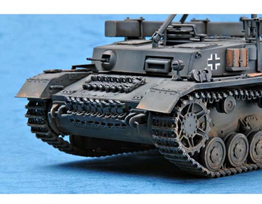 Trumpeter 1:35 German Bergepanzer IV Recovery Vehicle