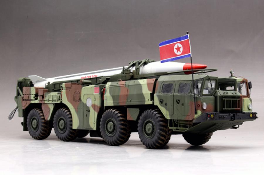 Trumpeter 1:35 DPRK Hwasong-5 short-range tactical ballistic missile