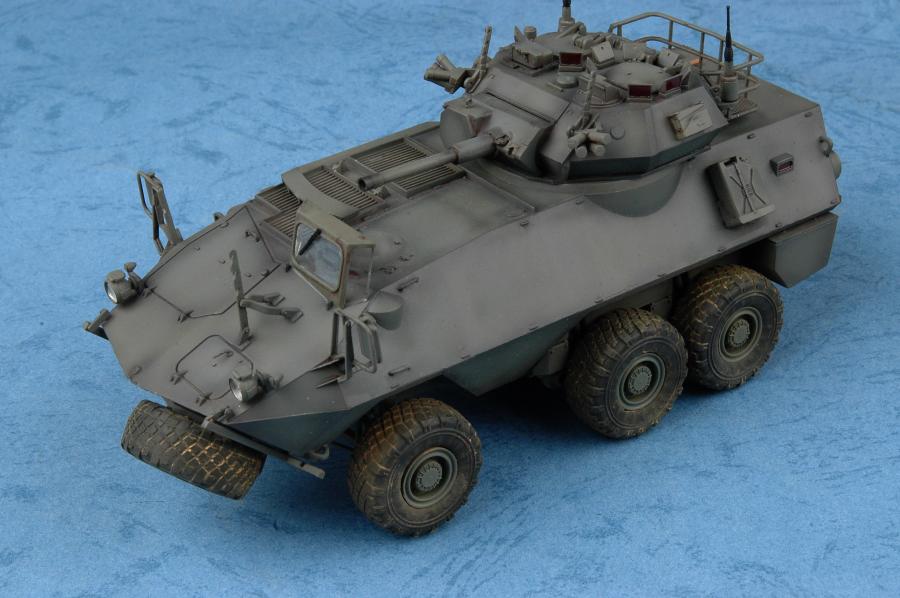 Trumpeter 1:35 Canadian Cougar 6x6 AVGP (Improved Vers.