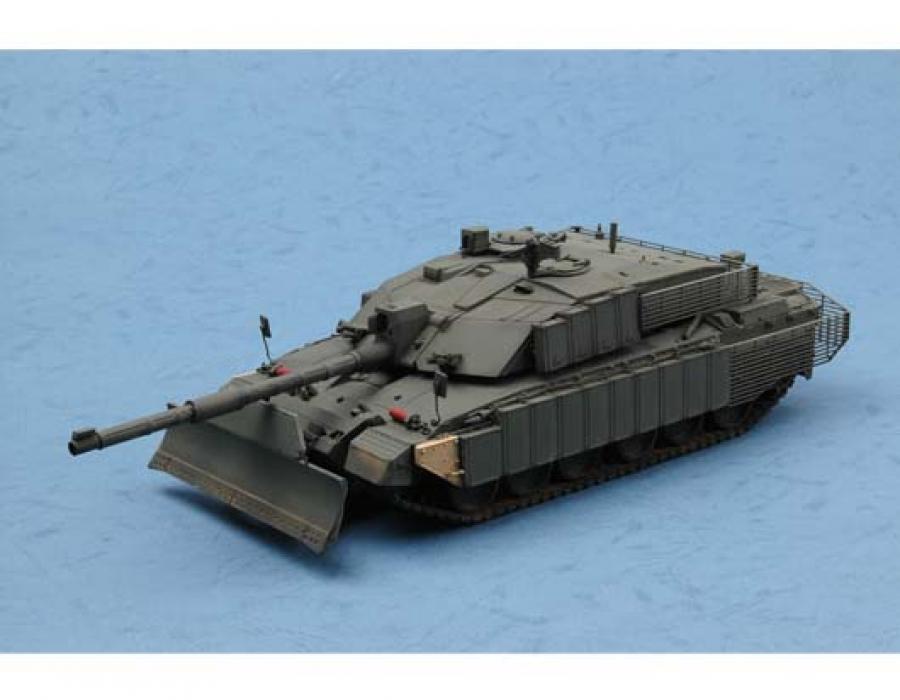 Trumpeter 1:35 British Challenger2 Enhanced Armour