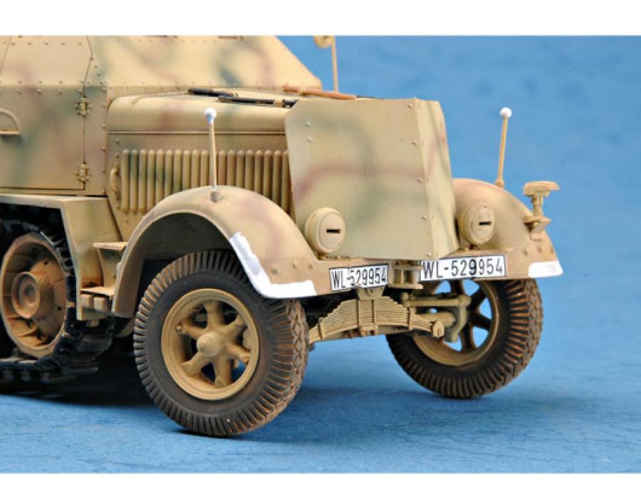 Trumpeter 1:35 German Sd.Kfz.7/1 Late Version