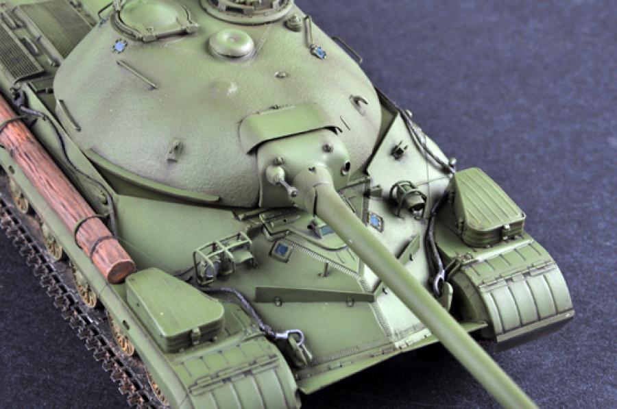 Trumpeter 1:35 Soviet T-10 Heavy Tank