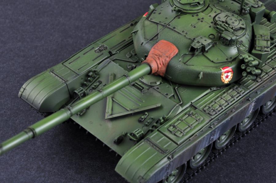 Trumpeter 1:35 Russian T-72B MBT