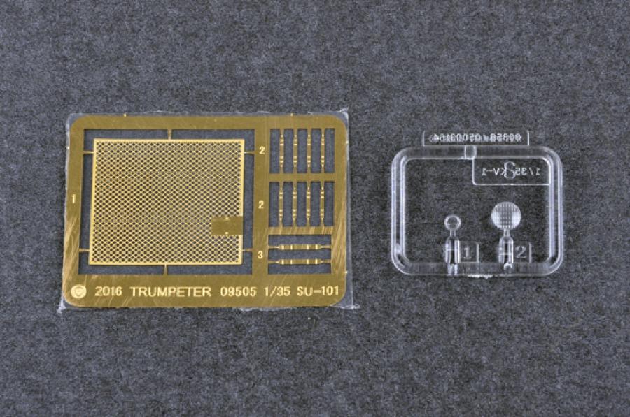Trumpeter 1:35 Soviet SU-101 SPA