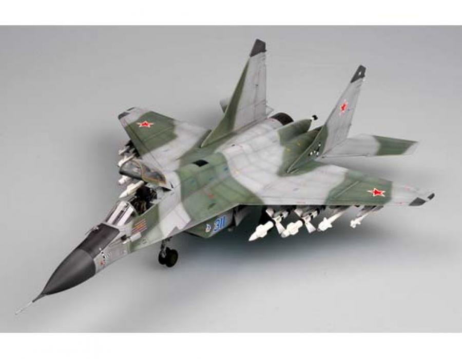 Trumpeter 1:32 Russian MiG-29K "Fulcrum" Fighter