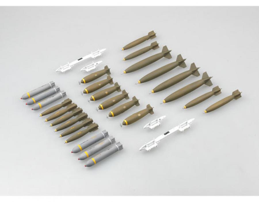 Trumpeter 1:32 Smart Missiles (26 pcs.)