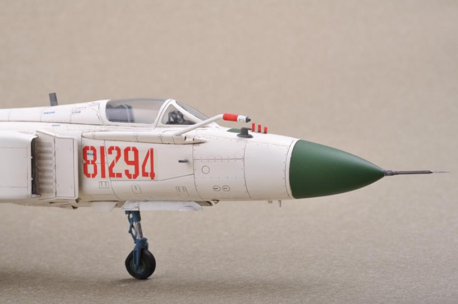 Trumpeter 1:48 Chinese J-8IID fighter