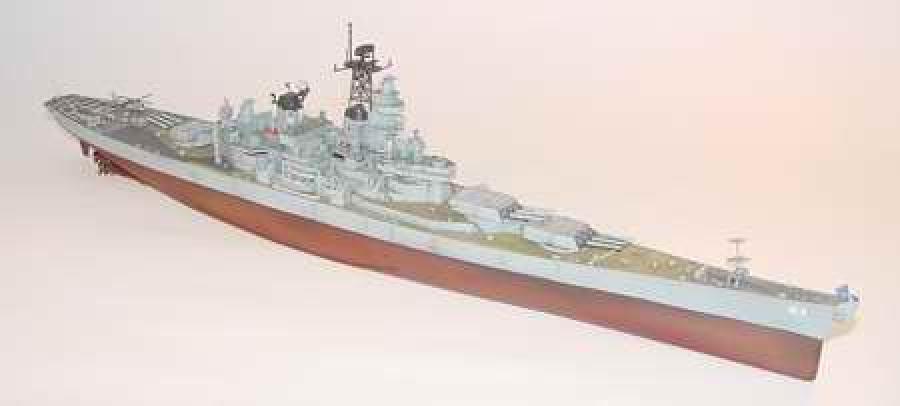 Trumpeter 1:700 US Battleship BB-63 Missouri 1991