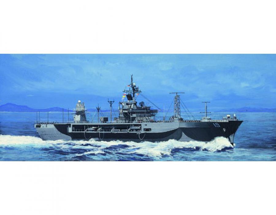 Trumpeter 1:700 USS Blue Ridge LCC-19