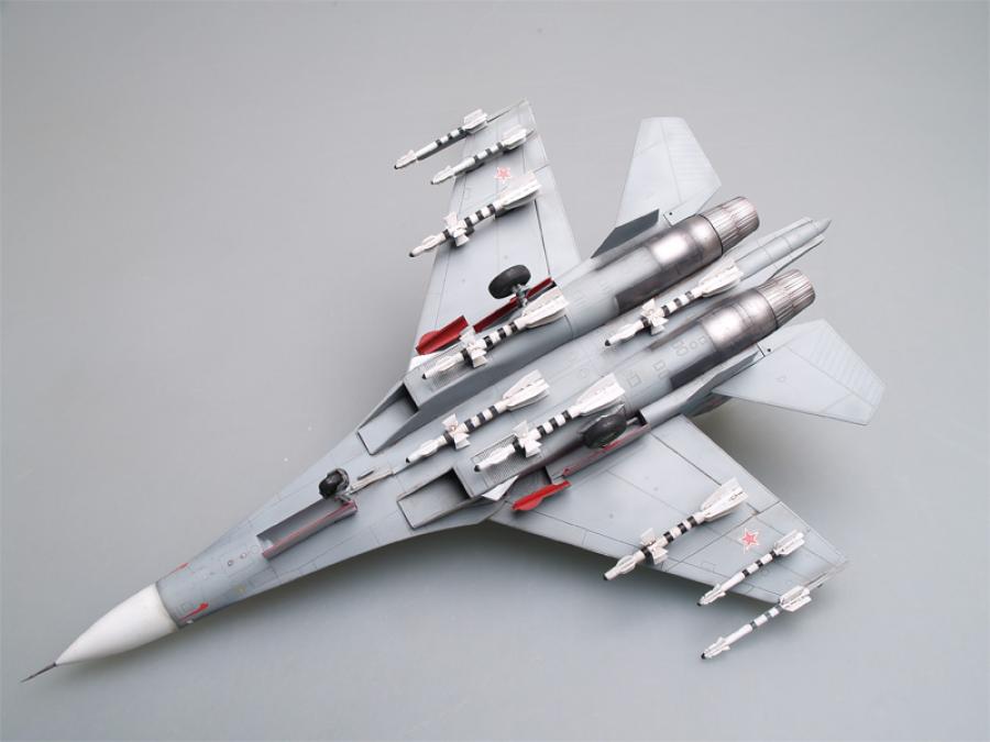 Trumpeter 1:72 Russian Su-27UB Flanker C Fighter