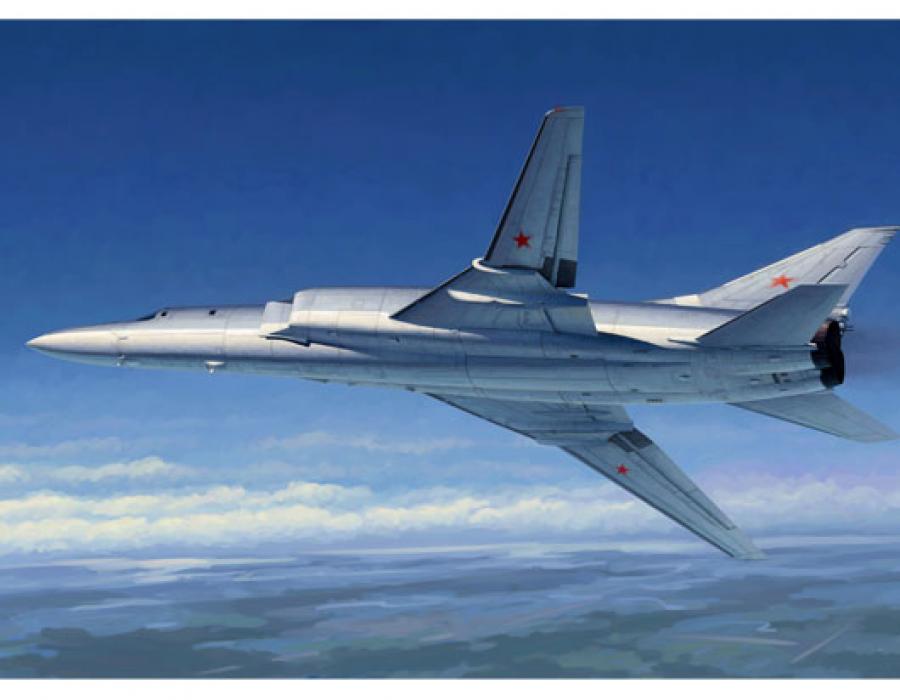 Trumpeter 1:72 Tu-22M2 Backfire B Strategic bomber