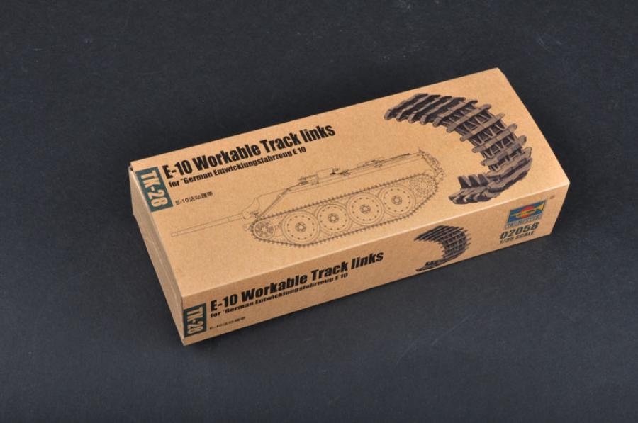 Trumpeter 1:35 E-10 Track links (workable)