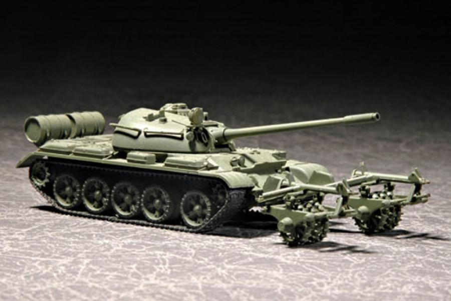 Trumpeter 1:72 T-55 with KMT-5