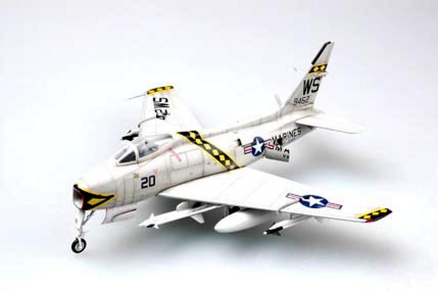 1:48 FJ-4B Fury